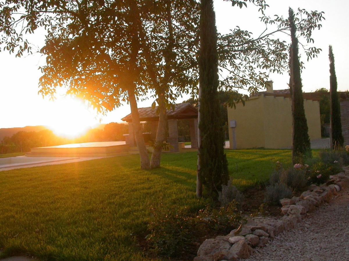 Casavacanze Sant'Eugenia Attigliano Bagian luar foto