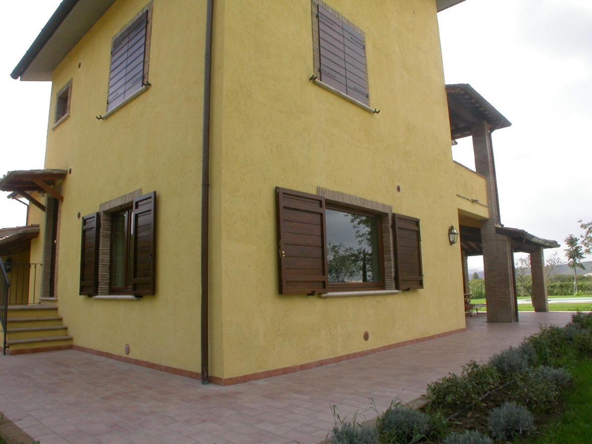 Casavacanze Sant'Eugenia Attigliano Bagian luar foto